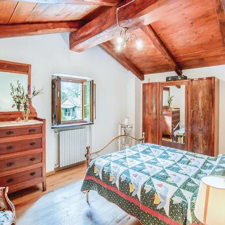 Agriturismo Caccialupi-casina Tatil Evi *